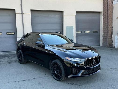 2021 Maserati Levante Base