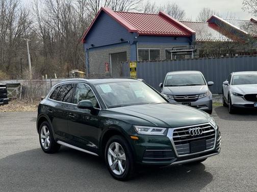 2020 Audi Q5 45 Premium Plus