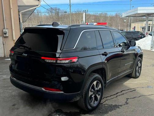 2023 Jeep Grand Cherokee 4xe Base