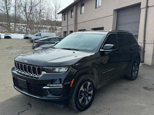 2023 Jeep Grand Cherokee 4xe Base