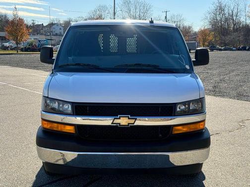 2024 Chevrolet Express 2500 RWD 2500 Regular Wheelbase WT