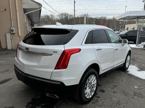 2018 Cadillac XT5 Base
