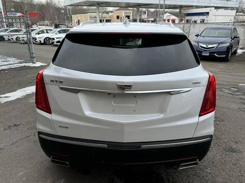 2018 Cadillac XT5 Base