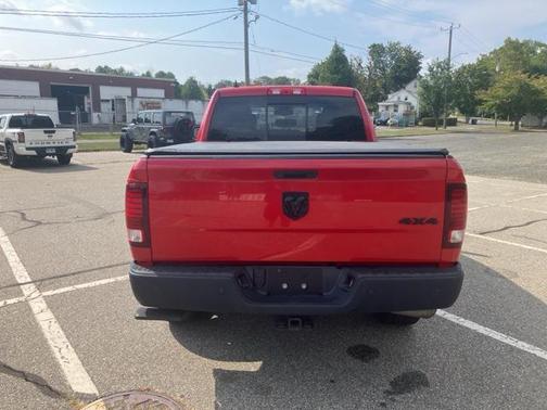 2019 RAM 1500 SLT