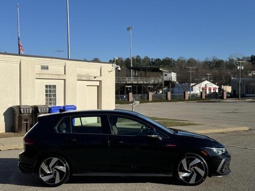 2024 Volkswagen Golf GTI 2.0T S DSG