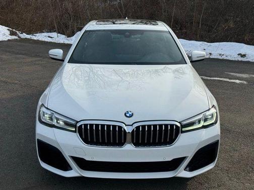 2022 BMW 530 i xDrive