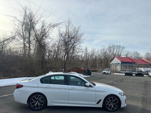 2022 BMW 530 i xDrive