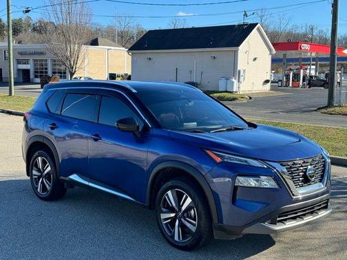 2022 Nissan Rogue SL