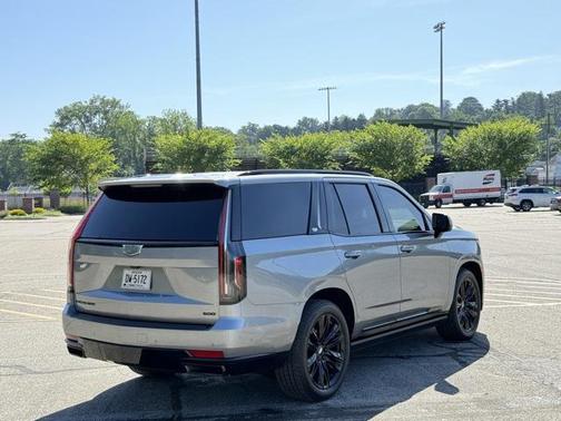 2023 Cadillac Escalade Sport