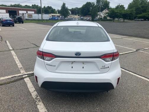 2024 Toyota Corolla Hybrid LE