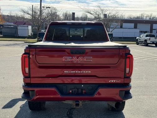 2021 GMC Sierra 2500 AT4