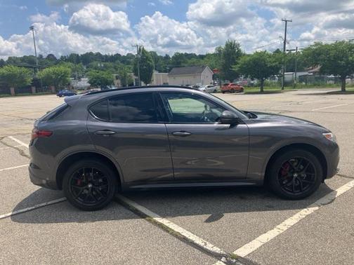 2021 Alfa Romeo Stelvio Ti
