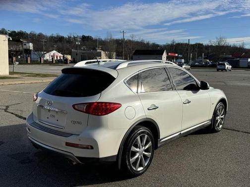 2016 INFINITI QX50 Base