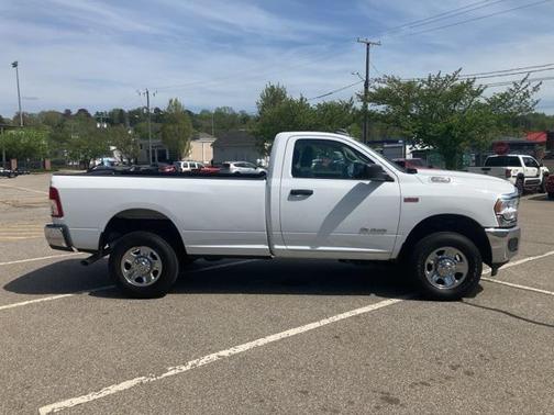 2020 RAM 2500 Tradesman Regular Cab 4X4 8' Box