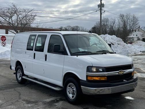 2024 Chevrolet Express 2500 RWD 2500 Regular Wheelbase WT