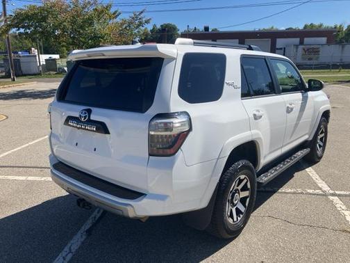 2024 Toyota 4Runner TRD Off Road