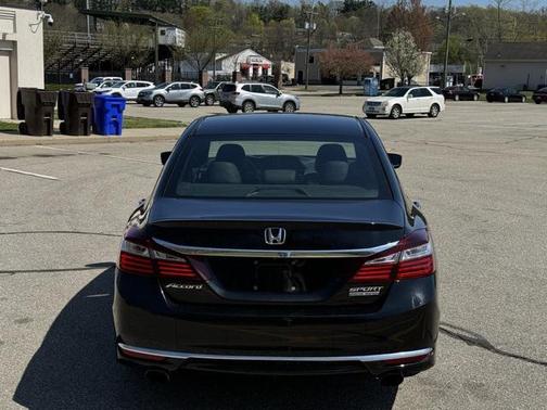 2017 Honda Accord Sport SE