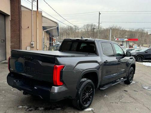 2024 Toyota Tundra SR5