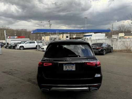 2023 Mercedes-Benz GLS 450 4MATIC