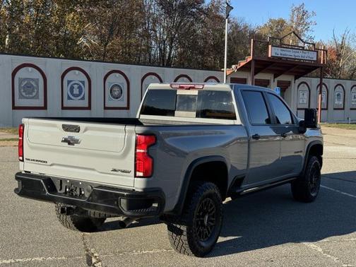 2025 Chevrolet Silverado 2500 4WD Crew Cab Standard Bed ZR2