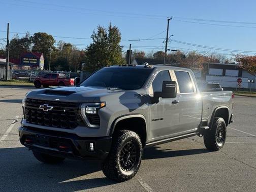 2025 Chevrolet Silverado 2500 4WD Crew Cab Standard Bed ZR2