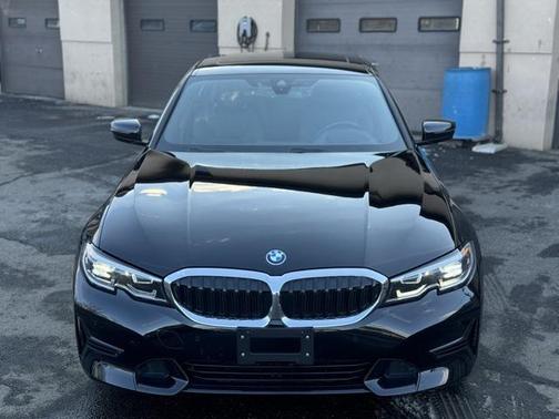 2022 BMW 330e Base