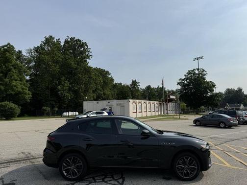 2022 Maserati Levante Modena