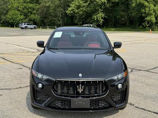2022 Maserati Levante Modena