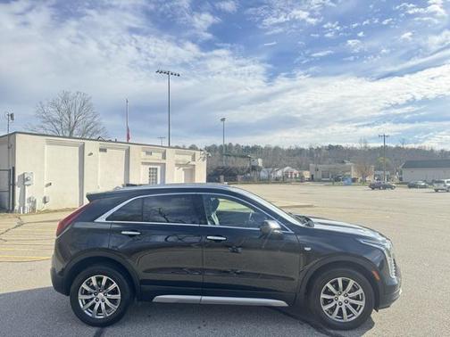 2020 Cadillac XT4 Premium Luxury