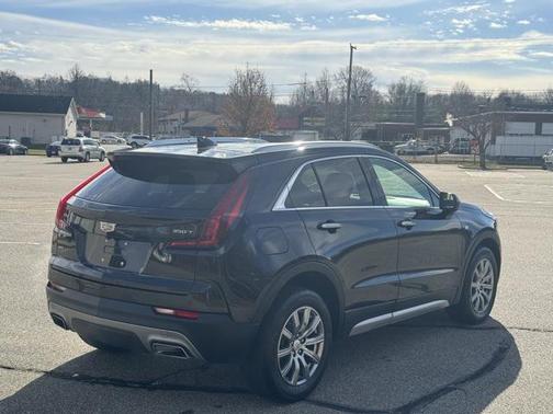 2020 Cadillac XT4 Premium Luxury