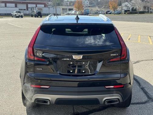 2020 Cadillac XT4 Premium Luxury
