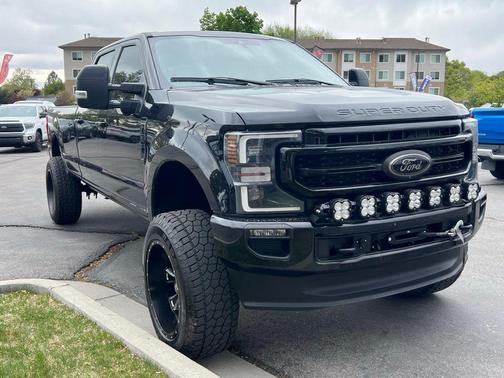 Black Metallic 2022 Ford F-350 Lariat