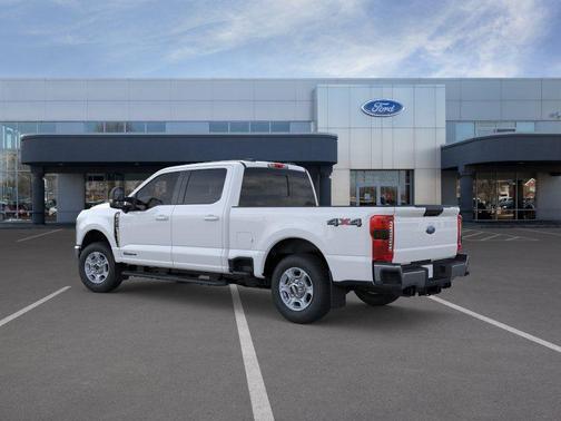 Oxford White 2026 Ford F-350 XLT