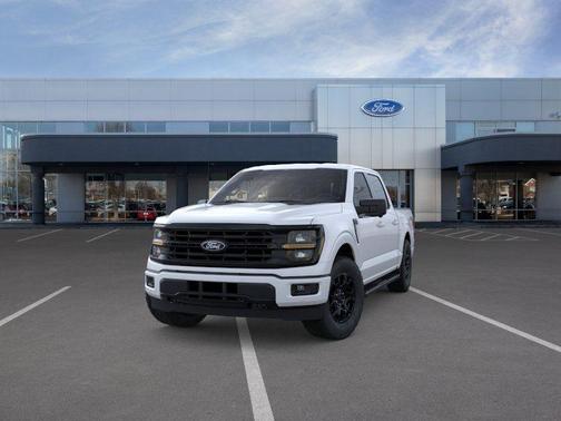 OXFORD WHITE 2026 Ford F-150 XLT