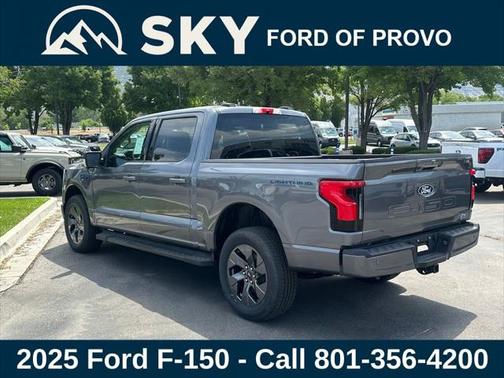 2025 Ford F-150 Lightning Flash