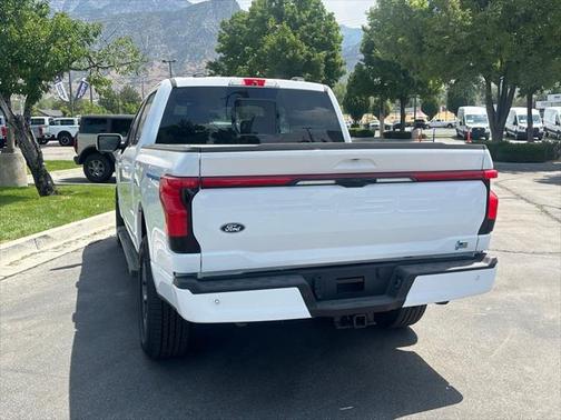 2025 Ford F-150 Lightning LARIAT