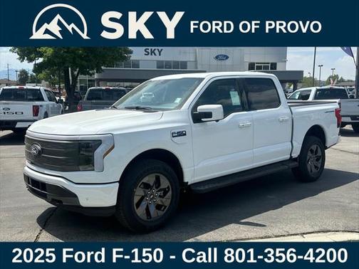 2025 Ford F-150 Lightning LARIAT