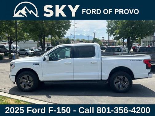 2025 Ford F-150 Lightning LARIAT