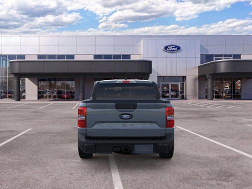 Azure Gray Metallic Tri-Coat 2026 Ford Maverick XLT
