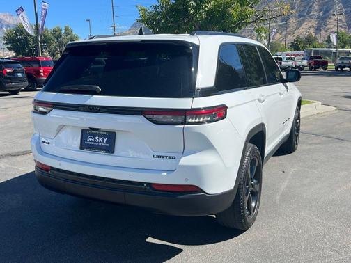 2023 Jeep Grand Cherokee Limited X