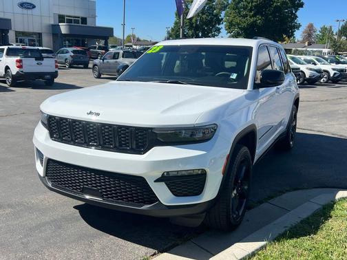 2023 Jeep Grand Cherokee Limited X