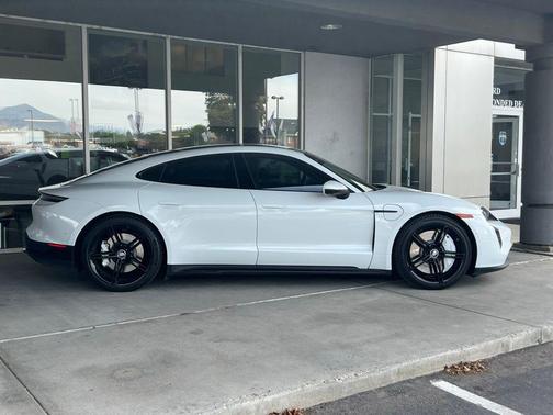 2020 Porsche Taycan 4S