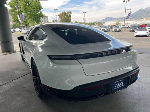 2020 Porsche Taycan 4S