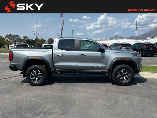 2023 GMC Canyon AT4X
