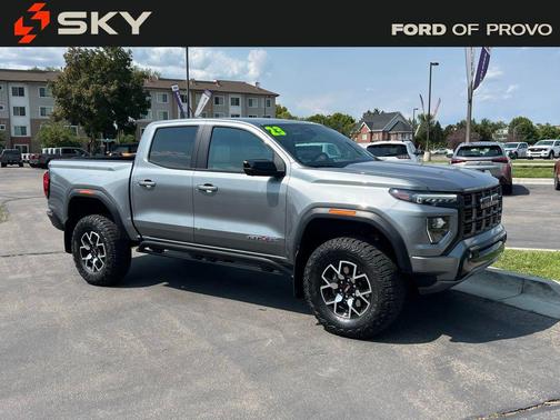 2023 GMC Canyon AT4X