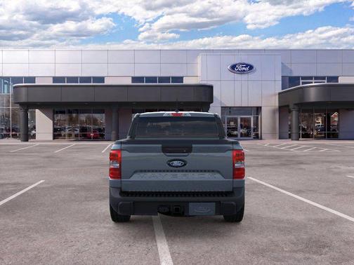 Azure Gray Metallic Tri-Coat 2026 Ford Maverick XLT