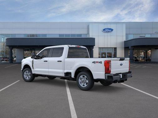 OXFORD WHITE 2026 Ford F-350 XLT