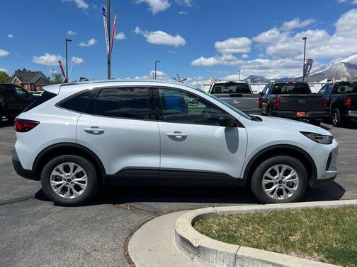 SPACE SILVER METALLIC 2025 Ford Escape Active