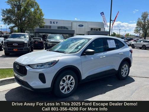 SPACE SILVER METALLIC 2025 Ford Escape Active