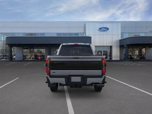 AVALANCHE 2026 Ford F-350 Platinum